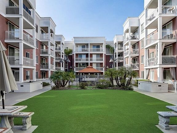 4th image of 3740 Santa Rosalia Dr #321