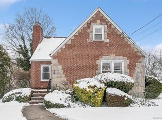 114 Lexington Avenue, Franklin Square, NY 11010