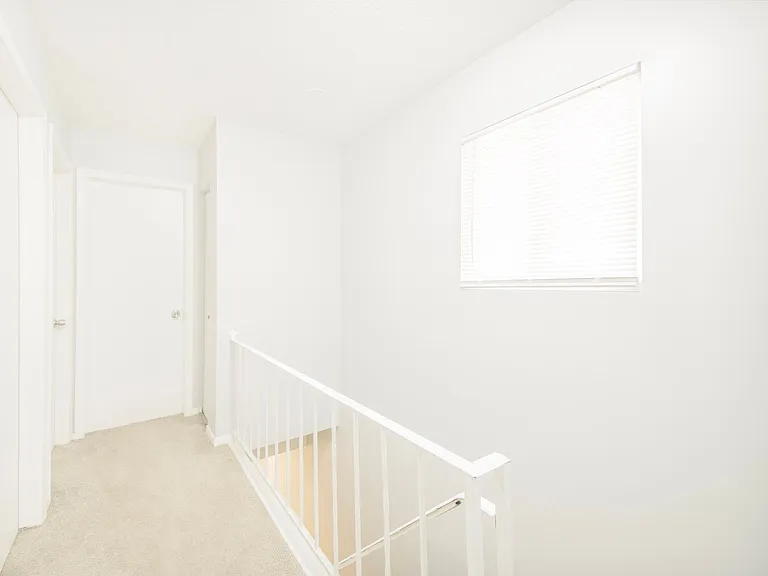 3501-3507 Hillsboro Ave N #3433-3525 — Photo 19