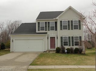 682 Stonewater Dr, Kent, OH 44240