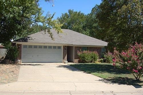1st image of 2413 Linda Ct