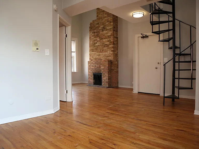 2306 N Clark St #4N — Photo 1
