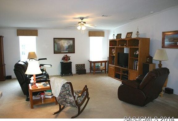4th image of 1920 County Road 13a N