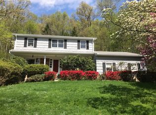 3 Londonderry Ln, Somers, NY 10589