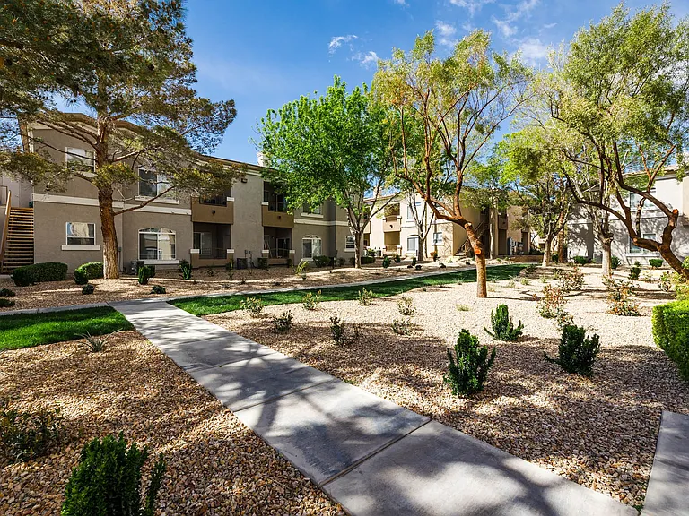 THE CLUBS AT RHODES RANCH APARTMENT HOMES — Photo 28