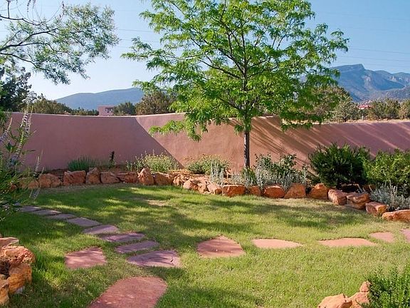 9ca3e110-0910-4fdf-8702-0f068f5fb58b_JS_