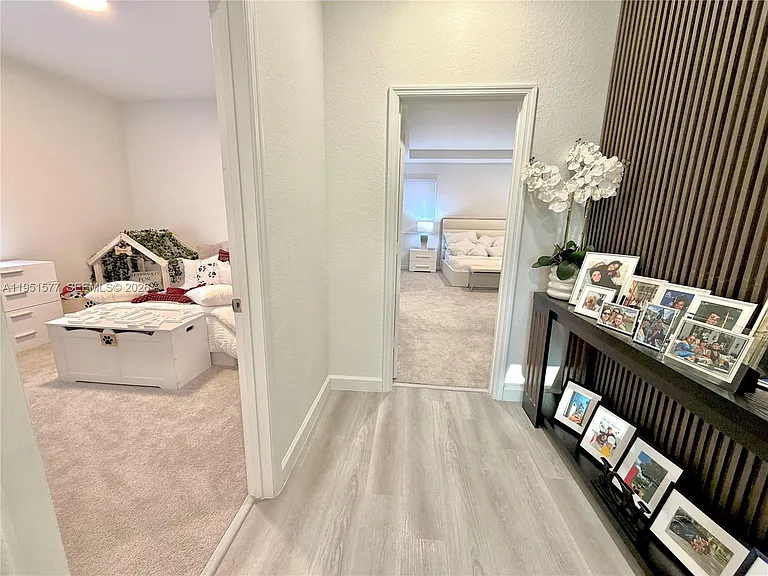 2661 SE 24th Ct — Photo 32
