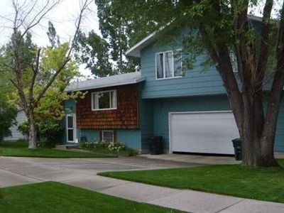 633 Aronson Ave, Billings, MT, 59105