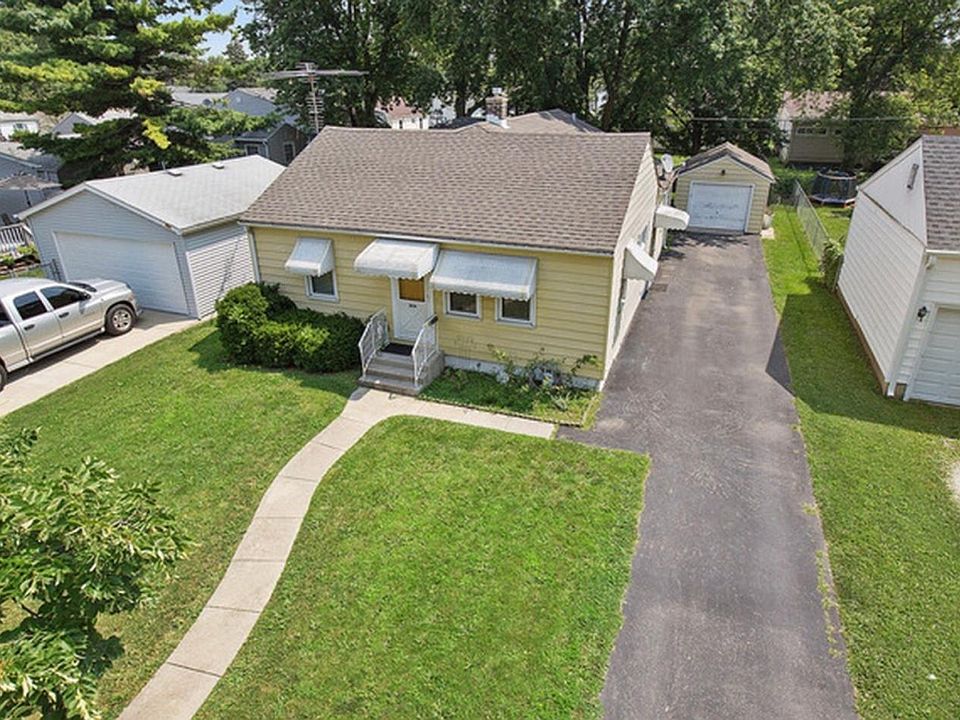 1st image of 1004 N Midland Ave