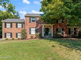 529 Club Ln, Rolling Fields, KY 40207