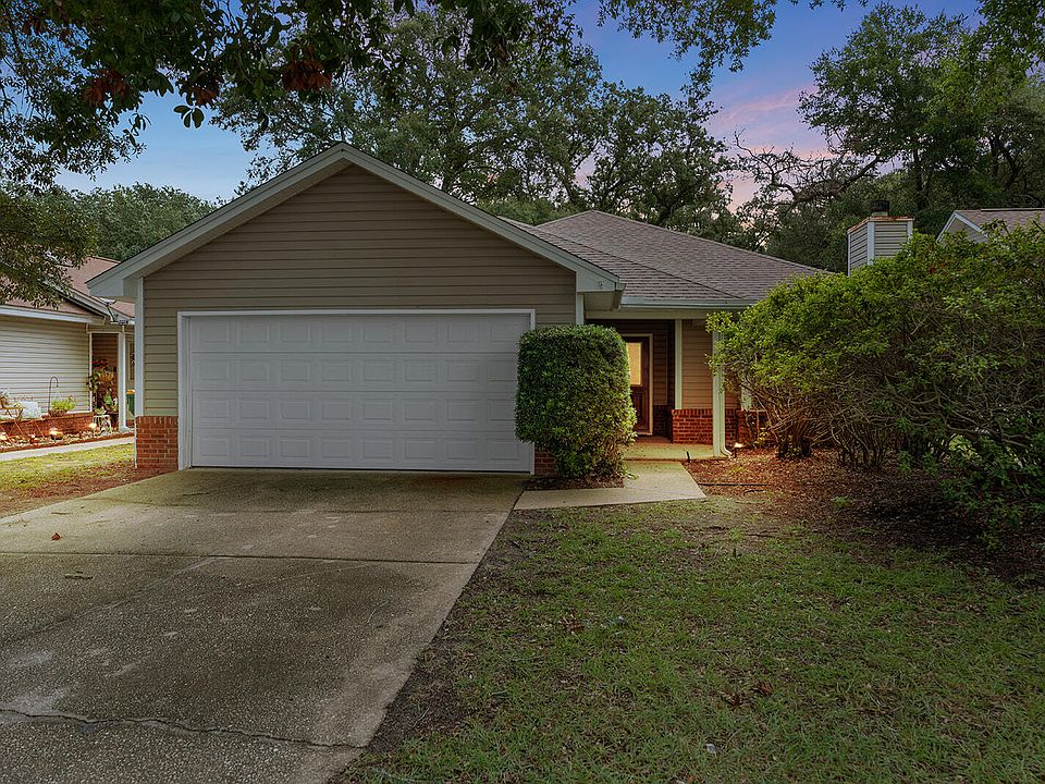1st image of 188 Wright Cir