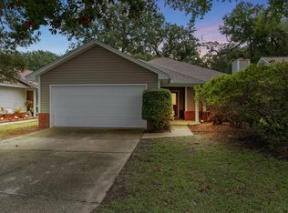 188 Wright Cir, Niceville, FL 32578