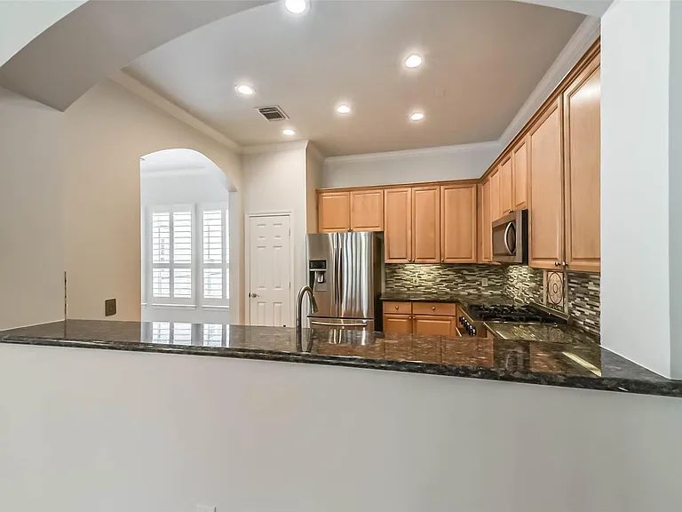 5432 Venice St — Photo 13