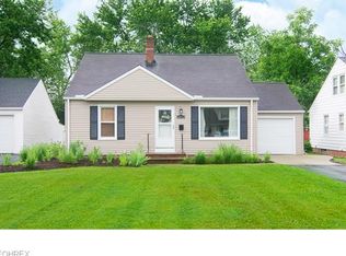 4808 Anderson Rd, Lyndhurst, OH 44124