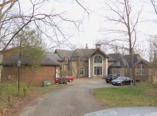 8690 Hopewell Rd, Cincinnati, OH 45242