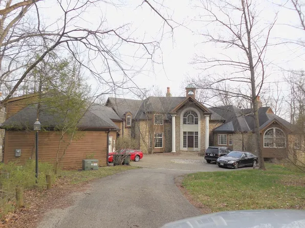 8690 Hopewell Rd, Cincinnati, OH 45242