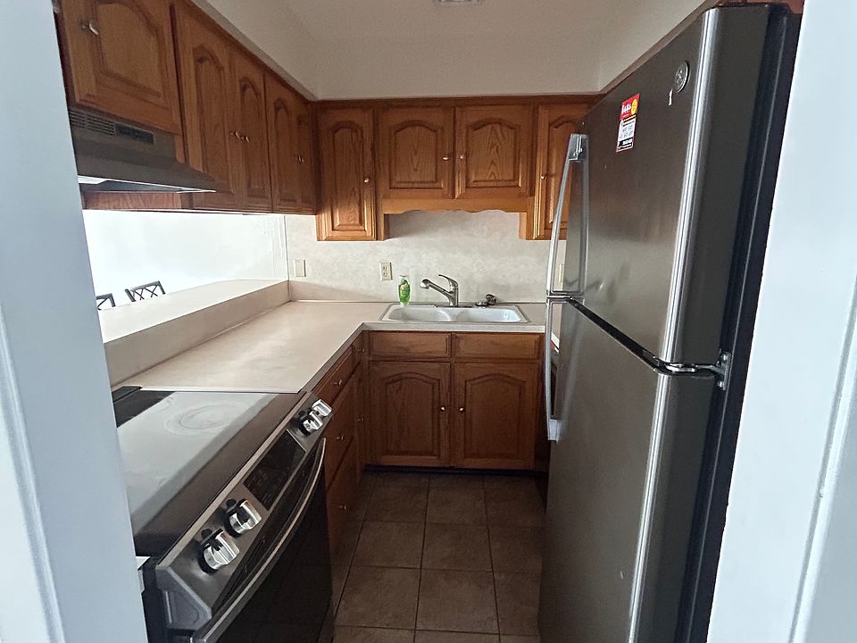 1st image of 1820 E Kings Hwy APT 246
