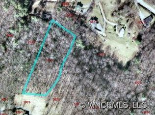 19 Meadow Hill Rd, Fairview, NC 28730