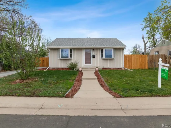820 Kenton Street, Aurora, CO 80010