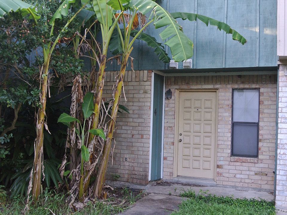 1st image of 207 Palmwood Dr APT 4