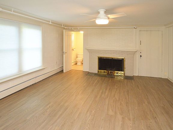 3rd image of 3705 Sherwood Pl #Basement