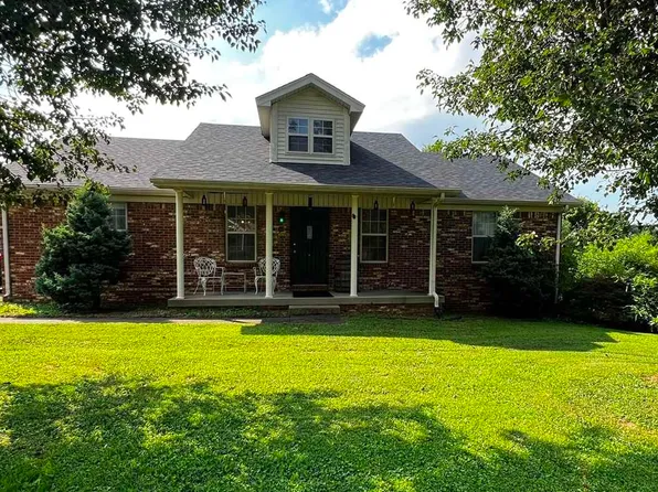 107 Independence Ave, Bardstown, KY 40004