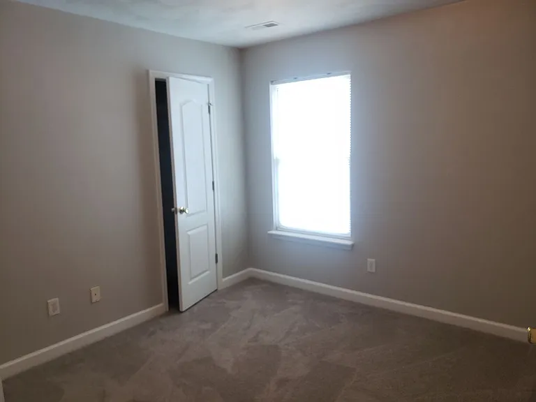 8129 Redmon Rd #B — Photo 13