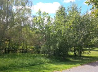 2 Myriah Ct, Bethlehem, PA 18020