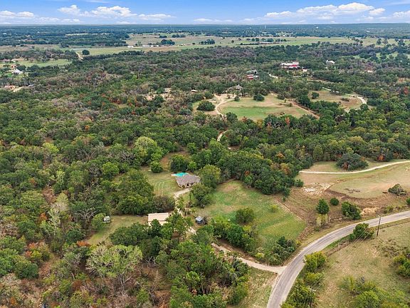 2nd image of 502 Three Skillet Rd