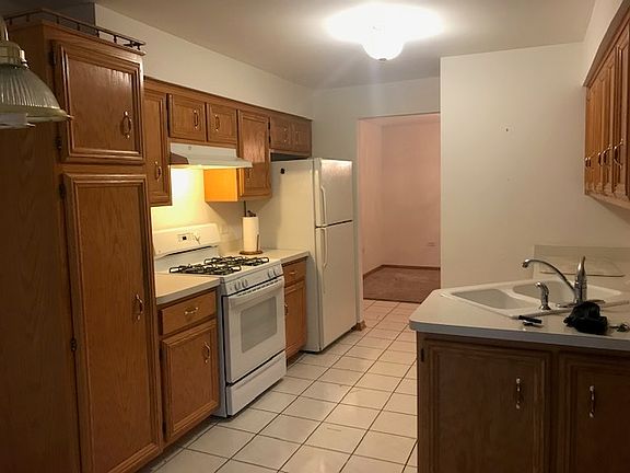 5th image of 5018 Midlothian Tpke APT 1010