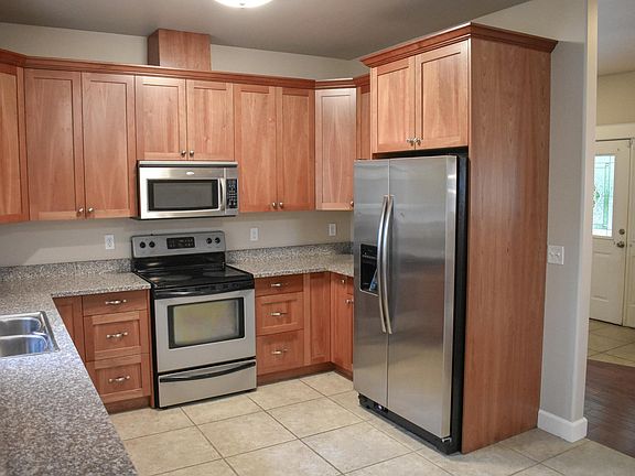 Kitchen - the range is two years old and is now gas.