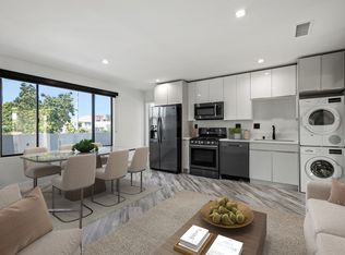 955 N Oxford Ave #E, Los Angeles, CA 90029