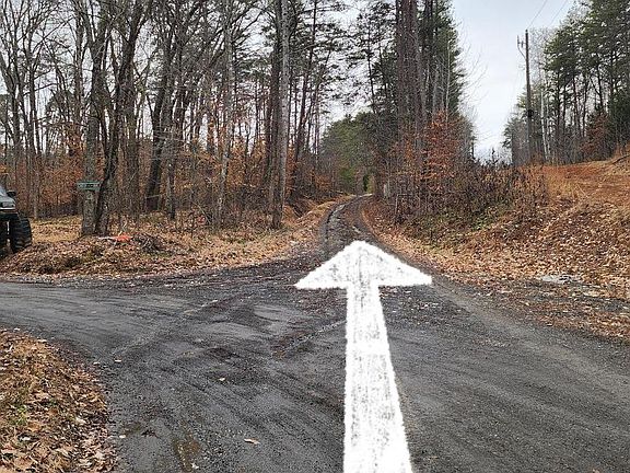 5th image of 1064 Hunters Lodge Rd