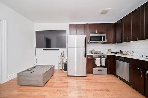 Rented by Living New York | media 3