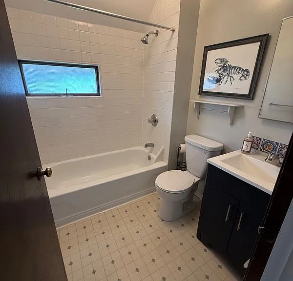 733 Oakwood Ave #UPPER — Photo 4