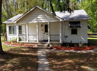 9850 Salisbury Rd, Monclova, OH 43542