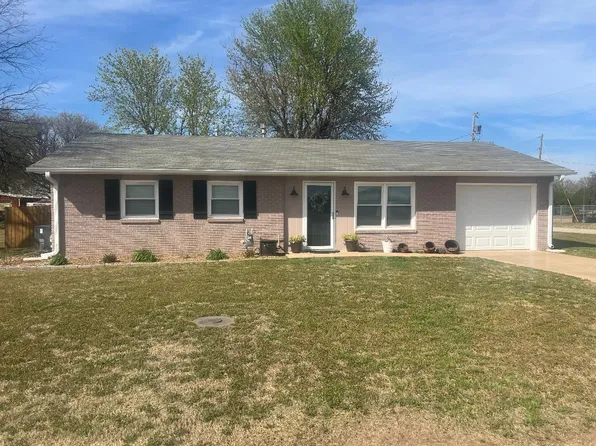 922 Chatham St, Kiowa, KS 67070
