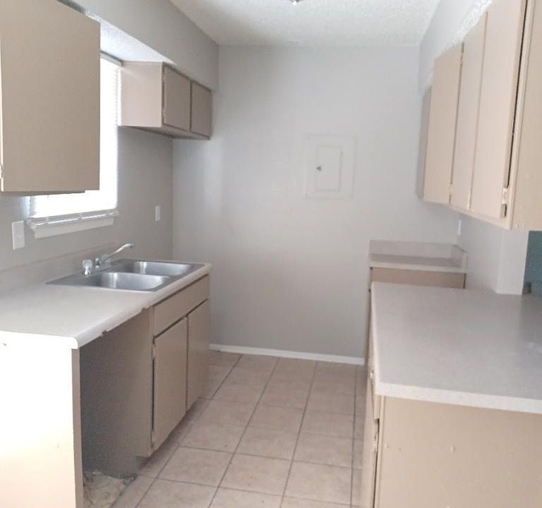 1st image of 8024 Cambridge Cir #A