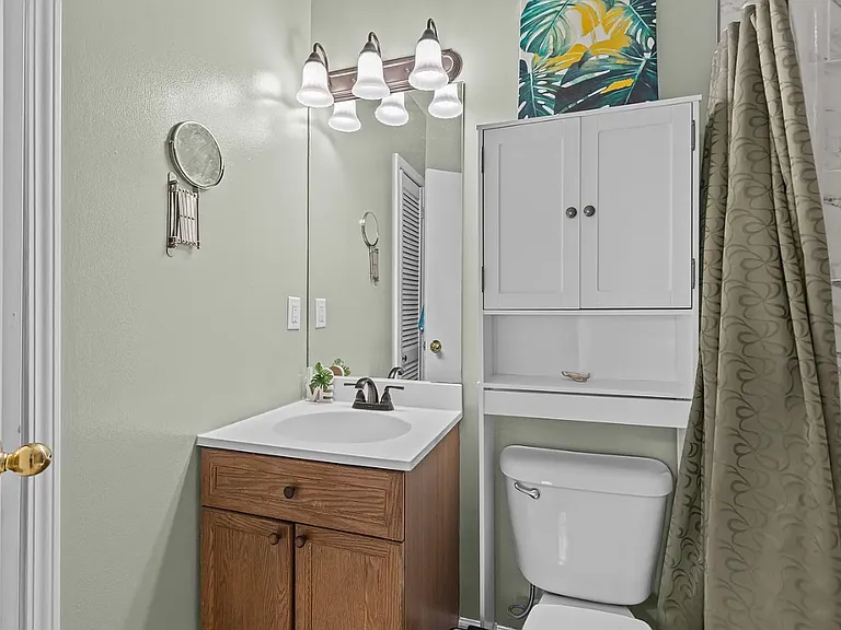 6240 April Pine Cir #F — Photo 14