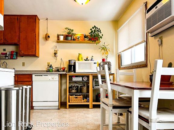 4th image of 1805-1815-1825 Garfield St #1815-303