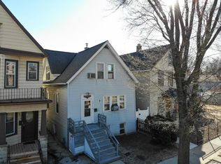 2517 W Rogers St, Milwaukee, WI 53204