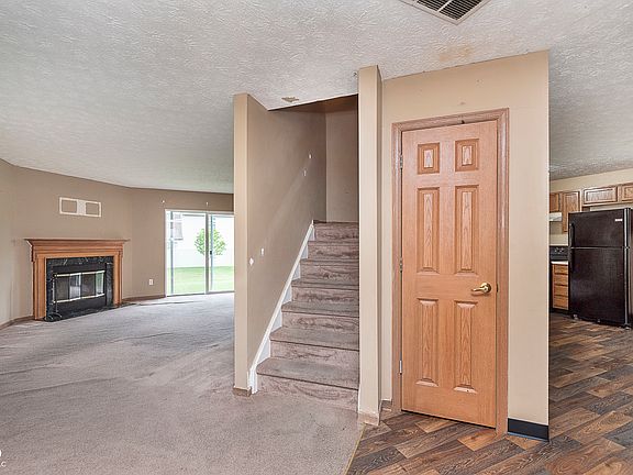 4th image of 2324 Bremhaven Ct