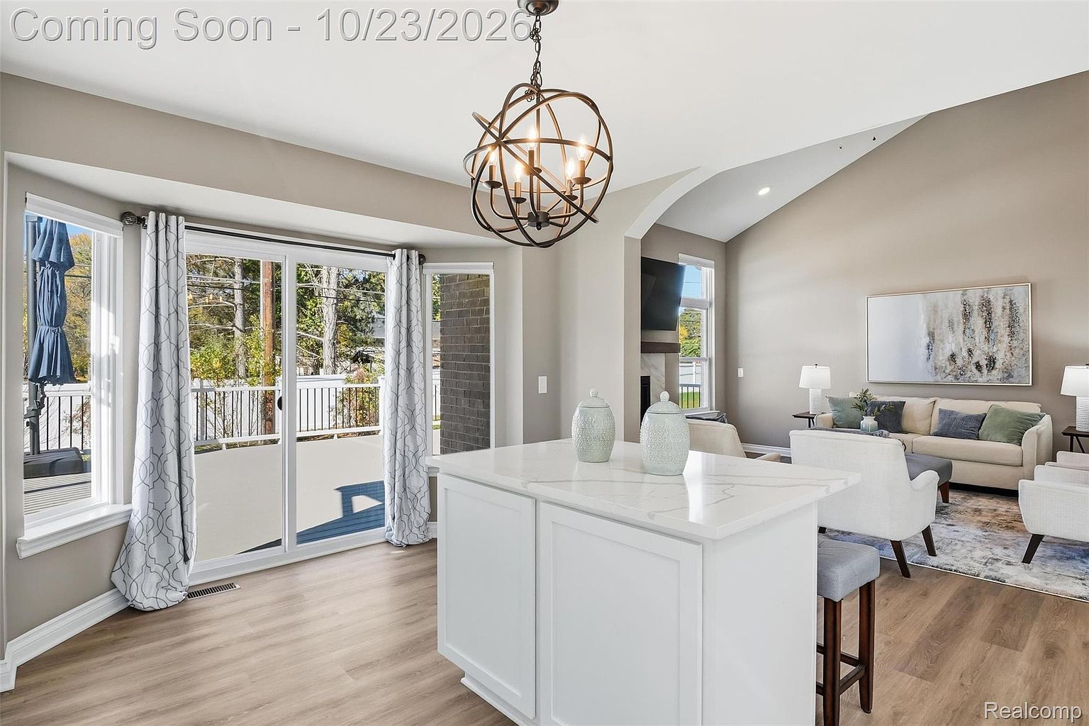 20245 Sunset St, photo 21