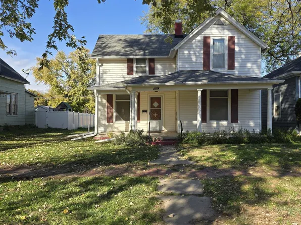 517 E 7th St, Concordia, KS 66901