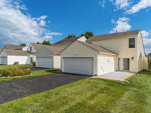 3rd image of 7782 Freesia St #229