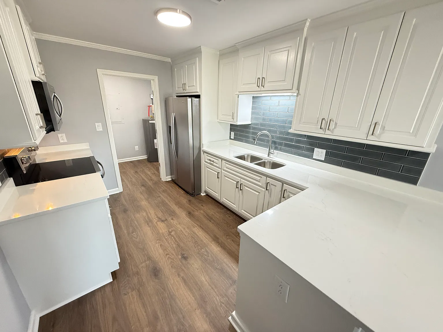 2 bed, $1,350 — Photo 4
