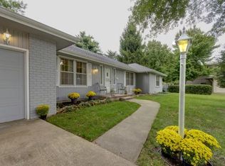 3123 E Seminole Cir, Springfield, MO 65804