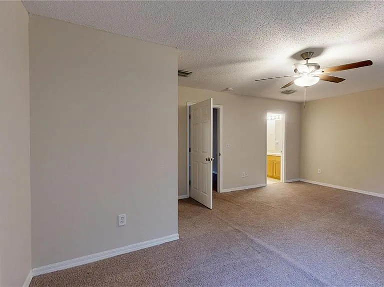 4104 Winding River Way — Photo 11