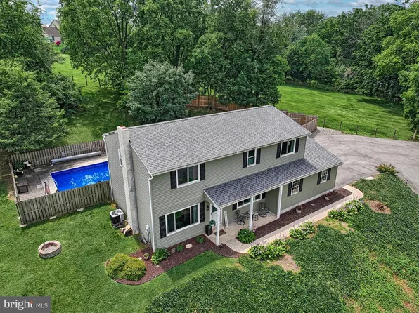 717 Ferndale Rd, Mount Joy, PA 17552