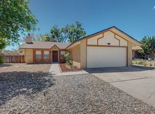 6116 Flor Del Sol Pl NW, Albuquerque, NM 87120